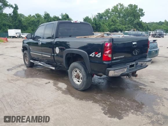 ✅ 2007 Chevrolet Silverado 2500HD LT2 • VIN: 1GCHK29D27E120474 • Лот: 42763588. Опубликован ранее на IAAI с пробегом 253 514 миль. Бесплатный доступ к архиву аукционных продаж из США и подробный отчёт об истории автомобиля на DreamBid. Изображение 3.