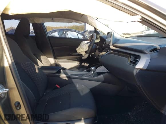 ✅ 2021 Toyota C-HR LE • VIN: NMTKHMBX1MR121947 • Lot: 43426865. Listed on IAAI with 24,545 mi. Free auction sales archive from the USA and detailed vehicle history report at DreamBid. Image 5.