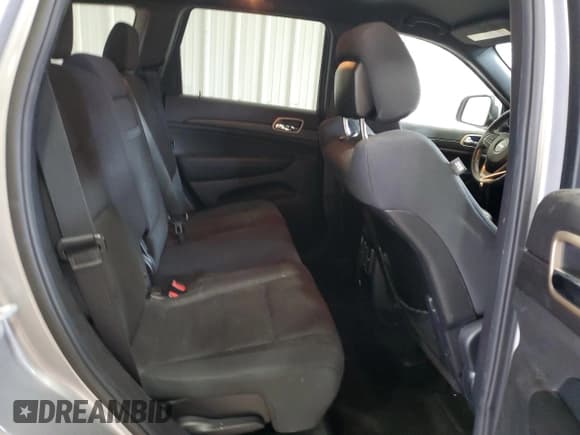 ✅ 2015 Jeep Grand Cherokee Laredo • VIN: 1C4RJFAG0FC834764 • Lot: 82690815. Listed on Copart with 67,519 mi. Free auction sales archive from the USA and detailed vehicle history report at DreamBid. Image 11.