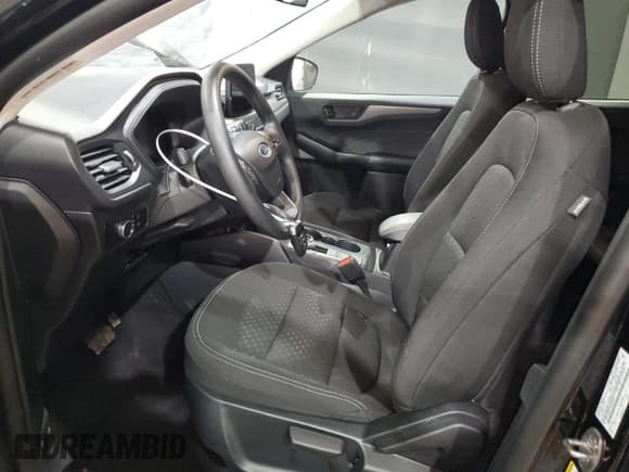 ✅ 2025 Ford Escape Active • VIN: 1FMCU0GN1SUB32615 • Lot: 93321545. Listed on Copart with 9,478 mi. Free auction sales archive from the USA and detailed vehicle history report at DreamBid. Image 7.
