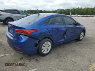 2019 Hyundai Accent SE z VIN 3KPC24A3XKE063107, wystawiony jako Copart lot #71035374 z przebiegiem 90 404 mil mil oraz Szkoda całkowita • Salvage title. Historia ofert i sprzedaży dostępna na DreamBid. Obrazek 3.