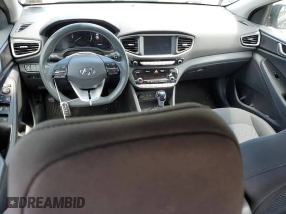 2019 Hyundai Ioniq Blue с VIN KMHC65LCXKU179881, выставлен на аукционе Copart как лот 59215904 с пробегом 170 622 миль миль и Списание • Salvage title. История ставок и продаж доступна на DreamBid. Изображение 8.