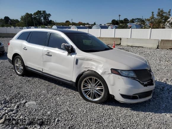 ✅ 2014 Lincoln MKT EcoBoost • VIN: 2LMHJ5AT9EBL51520 • Lot: 75611684. Wystawiony na Copart z przebiegiem Nie podano. Bezpłatny archiwum sprzedaży aukcyjnych z USA i szczegółowy raport historii pojazdu na DreamBid. Zdjęcie 4.
