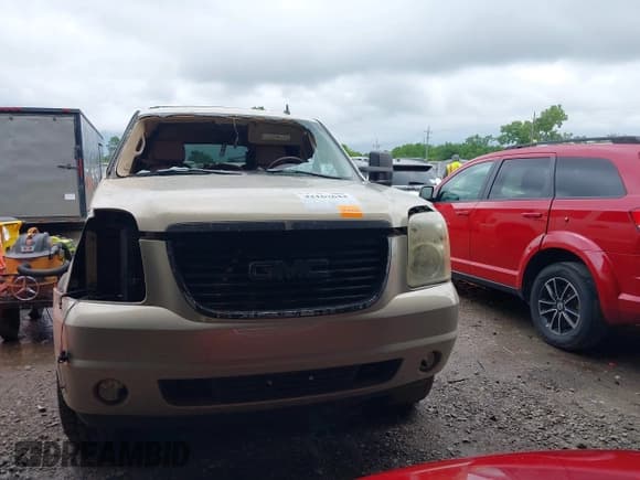 ✅ 2007 GMC Yukon SLE • VIN: 1GKFK13077R324353 • Лот: 42167644. Опубликован ранее на IAAI с пробегом 151 034 миль. Бесплатный доступ к архиву аукционных продаж из США и подробный отчёт об истории автомобиля на DreamBid. Изображение 11.