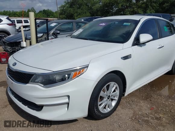 ✅ 2017 Kia Optima LX • VIN: 5XXGT4L39HG161072 • Lot: 42472234. Listed on IAAI with 106,374 mi. Free auction sales archive from the USA and detailed vehicle history report at DreamBid. Image 6.