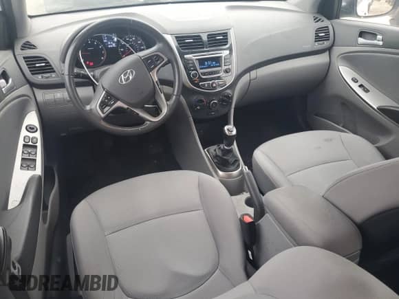 ✅ 2015 Hyundai Accent Sport • VIN: KMHCU5AE7FU201206 • Lot: 55095255. Wystawiony na Copart z przebiegiem 104 019 mil. Bezpłatny archiwum sprzedaży aukcyjnych z USA i szczegółowy raport historii pojazdu na DreamBid. Zdjęcie 8.