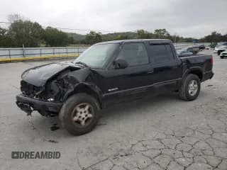 ✅ 2004 Chevrolet S-10 LS • VIN: 1GCDT13X74K116913 • Lot: 85679345. Wystawiony na Copart z przebiegiem 263 416 mil. Bezpłatny archiwum sprzedaży aukcyjnych z USA i szczegółowy raport historii pojazdu na DreamBid. Zdjęcie 1.