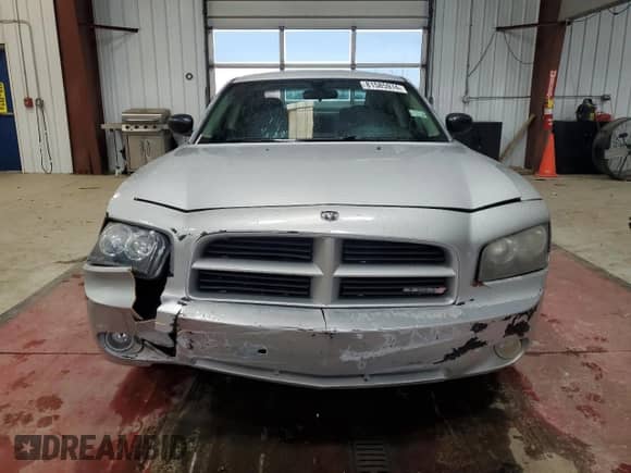 2008 Dodge Charger SE с VIN 2B3KA43G88H214409, выставлен на аукционе Copart как лот 81585974 с пробегом 144 673 миль миль и Списание • Salvage title. История ставок и продаж доступна на DreamBid. Изображение 5.