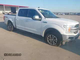 ✅ 2020 Ford F-150 XL • VIN: 1FTEW1E58LKD28452 • Lot: 43308852. Wystawiony na IAAI z przebiegiem 228 555 mil. Bezpłatny archiwum sprzedaży aukcyjnych z USA i szczegółowy raport historii pojazdu na DreamBid. Zdjęcie 1.