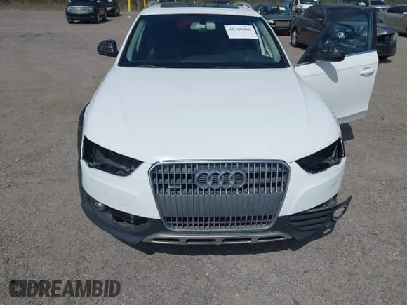 ✅ 2015 Audi allroad A4 Premium Plus • VIN: WA1UFAFLXFA055527 • Лот: 41760426. Опубликован ранее на IAAI с пробегом 130 238 миль. Бесплатный доступ к архиву аукционных продаж из США и подробный отчёт об истории автомобиля на DreamBid. Изображение 6.