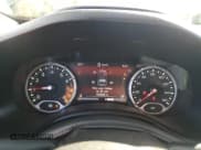 ✅ 2015 Jeep Renegade Limited • VIN: ZACCJBDT0FPB56995 • Lot: 92163315. Wystawiony na Copart z przebiegiem 123 960 mil. Bezpłatny archiwum sprzedaży aukcyjnych z USA i szczegółowy raport historii pojazdu na DreamBid. Zdjęcie 9.