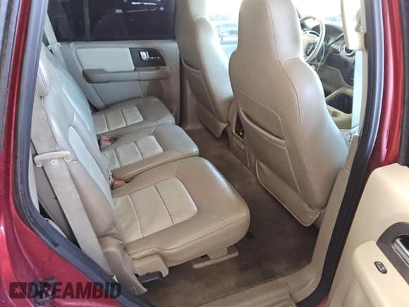 ✅ 2006 Ford Expedition Eddie Bauer • VIN: 1FMPU18516LA54063 • Lot: 46704015. Listed on Copart with 151,406 mi. Free auction sales archive from the USA and detailed vehicle history report at DreamBid. Image 11.