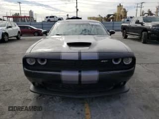 ✅ 2016 Dodge Challenger SRT 392 • VIN: 2C3CDZDJXGH331929 • Lot: 81610275. Wystawiony na Copart z przebiegiem 64 882 mil. Bezpłatny archiwum sprzedaży aukcyjnych z USA i szczegółowy raport historii pojazdu na DreamBid. Zdjęcie 5.