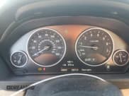 ✅ 2017 BMW 3 Series 330i xDrive • VIN: WBA8Z9C38HG453558 • Lot: 67524235. Wystawiony na Copart z przebiegiem 44 653 mil. Bezpłatny archiwum sprzedaży aukcyjnych z USA i szczegółowy raport historii pojazdu na DreamBid. Zdjęcie 9.