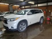 ✅ 2014 Toyota Highlander Limited • VIN: 5TDDCRFH9ES005616 • Лот: 61390585. Опубликован ранее на Copart с пробегом Не указан. Бесплатный доступ к архиву аукционных продаж из США и подробный отчёт об истории автомобиля на DreamBid. Изображение 1.