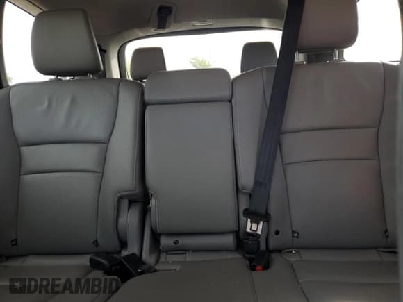 ✅ 2022 Honda Pilot EX-L • VIN: 5FNYF6H50NB031990 • Лот: 70930375. Опубликован ранее на Copart с пробегом 74 386 миль. Бесплатный доступ к архиву аукционных продаж из США и подробный отчёт об истории автомобиля на DreamBid. Изображение 10.