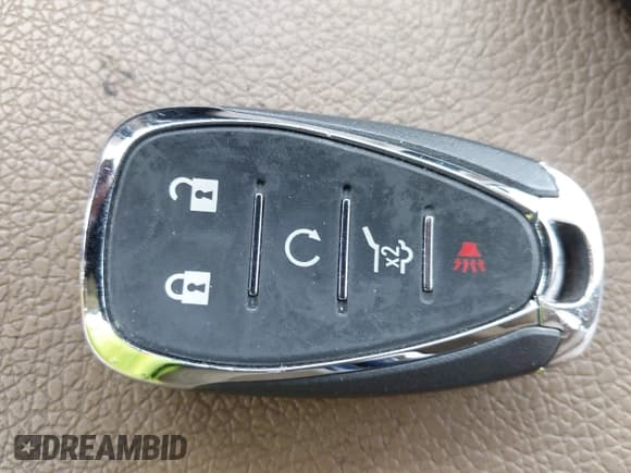 ✅ 2019 Chevrolet Equinox LT • VIN: 3GNAXUEV2KL197410 • Lot: 43131703. Wystawiony na IAAI z przebiegiem 115 594 mil. Bezpłatny archiwum sprzedaży aukcyjnych z USA i szczegółowy raport historii pojazdu na DreamBid. Zdjęcie 11.