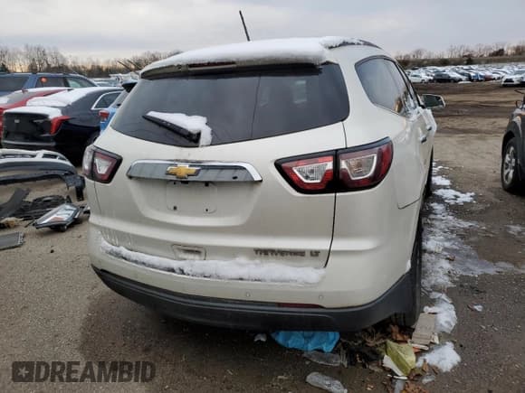✅ 2015 Chevrolet Traverse LT • VIN: 1GNKRGKD3FJ330460 • Лот: 89517755. Опубликован ранее на Copart с пробегом Не указан. Бесплатный доступ к архиву аукционных продаж из США и подробный отчёт об истории автомобиля на DreamBid. Изображение 6.