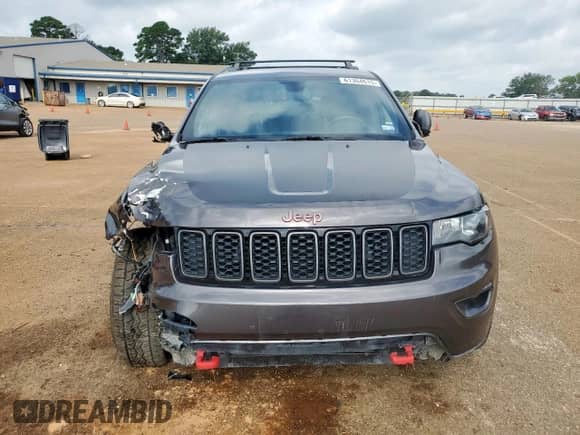2019 Jeep Grand Cherokee Trailhawk с VIN 1C4RJFLT8KC626880, выставлен на аукционе Copart как лот 61364615 с пробегом 78 011 миль миль и Списание • Salvage title. История ставок и продаж доступна на DreamBid. Изображение 5.