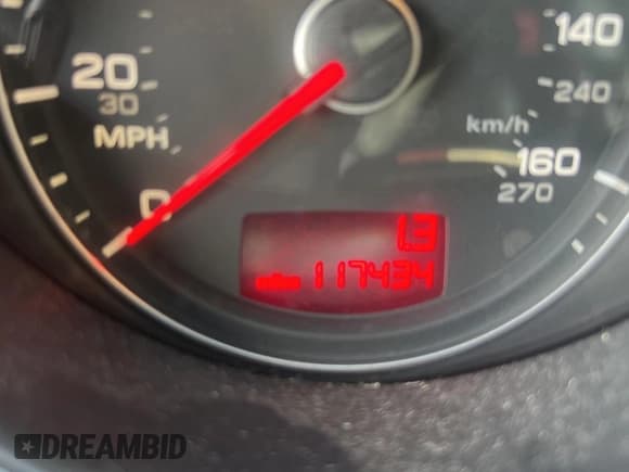 ✅ 2008 Audi TT 2.0T • VIN: TRUAF38J081009245 • Лот: 79571214. Опубликован ранее на Copart с пробегом 117 434 миль. Бесплатный доступ к архиву аукционных продаж из США и подробный отчёт об истории автомобиля на DreamBid. Изображение 8.