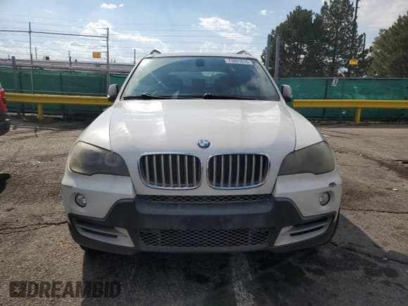 ✅ 2009 BMW X5 48i • VIN: 5UXFE835X9L169485 • Lot: 71091815. Listed on Copart with 176,068 mi. Free auction sales archive from the USA and detailed vehicle history report at DreamBid. Image 5.