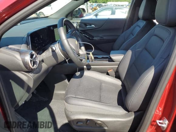 ✅ 2025 Chevrolet Equinox AWD LT • VIN: 3GNAXPEG6SL106514 • Lot: 66189905. Wystawiony na Copart z przebiegiem 13 039 mil. Bezpłatny archiwum sprzedaży aukcyjnych z USA i szczegółowy raport historii pojazdu na DreamBid. Zdjęcie 7.