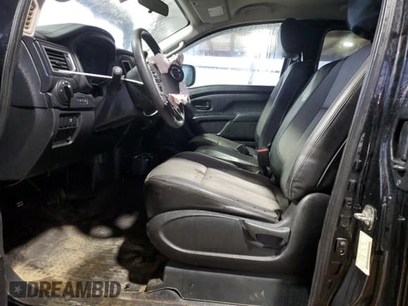 ✅ 2017 Nissan Titan S • VIN: 1N6AA1CK1HN562022 • Lot: 45210765. Wystawiony na Copart z przebiegiem 65 735 mil. Bezpłatny archiwum sprzedaży aukcyjnych z USA i szczegółowy raport historii pojazdu na DreamBid. Zdjęcie 7.