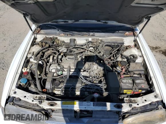 ✅ 1989 Acura Legend • VIN: JH4KA3260KC017325 • Lot: 77658114. Wystawiony na Copart z przebiegiem 194 946 mil. Bezpłatny archiwum sprzedaży aukcyjnych z USA i szczegółowy raport historii pojazdu na DreamBid. Zdjęcie 11.