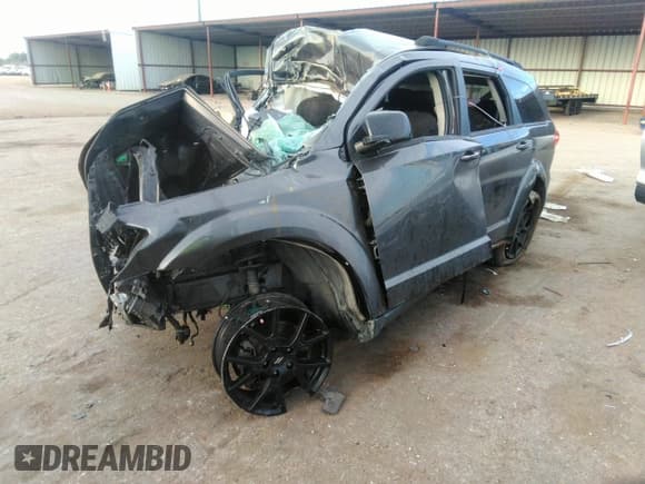 ✅ 2019 Dodge Journey SE • VIN: 3C4PDCBB9KT804421 • Lot: 43315748. Wystawiony na IAAI z przebiegiem Nie podano. Bezpłatny archiwum sprzedaży aukcyjnych z USA i szczegółowy raport historii pojazdu na DreamBid. Zdjęcie 2.