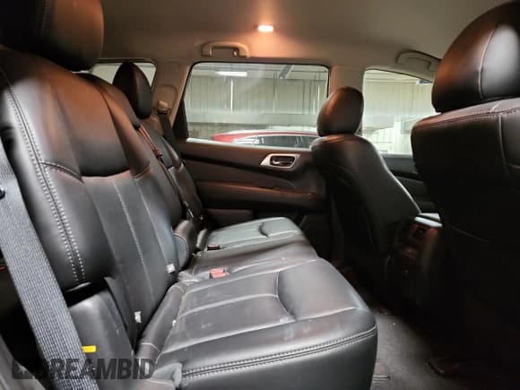✅ 2016 Nissan Pathfinder Platinum • VIN: 5N1AR2MM4GC643829 • Lot: 93140505. Listed on Copart with 94,239 mi. Free auction sales archive from the USA and detailed vehicle history report at DreamBid. Image 11.