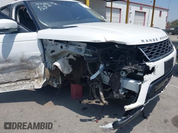 ✅ 2020 Land Rover Range Rover Sport HSE • VIN: SALWR2SU4LA700705 • Lot: 42505450. Listed on IAAI with 45,547 mi. Free auction sales archive from the USA and detailed vehicle history report at DreamBid. Image 6.