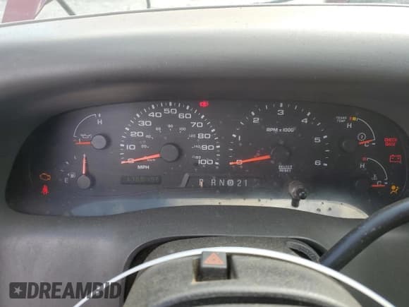 ✅ 2002 Ford F-250 XL • VIN: 1FTNW21S22EA20322 • Lot: 50710815. Listed on Copart with 176,013 mi. Free auction sales archive from the USA and detailed vehicle history report at DreamBid. Image 9.