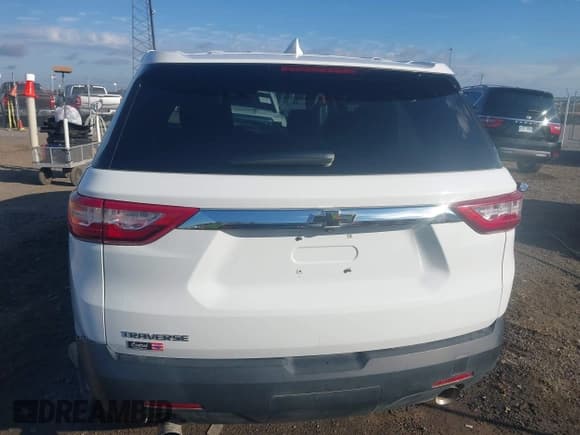 ✅ 2021 Chevrolet Traverse LS • VIN: 1GNERFKW1MJ198305 • Lot: 43381256. Wystawiony na IAAI z przebiegiem 64 079 mil. Bezpłatny archiwum sprzedaży aukcyjnych z USA i szczegółowy raport historii pojazdu na DreamBid. Zdjęcie 16.