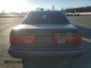 ✅ 1995 Audi A6 • VIN: WAUGA84A2SN055887 • Лот: 85212394. Опубликован ранее на Copart с пробегом 254 307 миль. Бесплатный доступ к архиву аукционных продаж из США и подробный отчёт об истории автомобиля на DreamBid. Изображение 6.