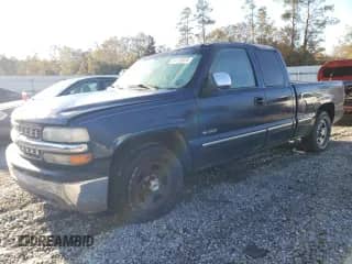 2001 Chevrolet Silverado 1500 LT with VIN 1GCEC19T11Z180375, listed as a Copart auction lot 84170524 with 180,728 mi miles and Salvage title. Bid and sale history available at DreamBid. Image 1.