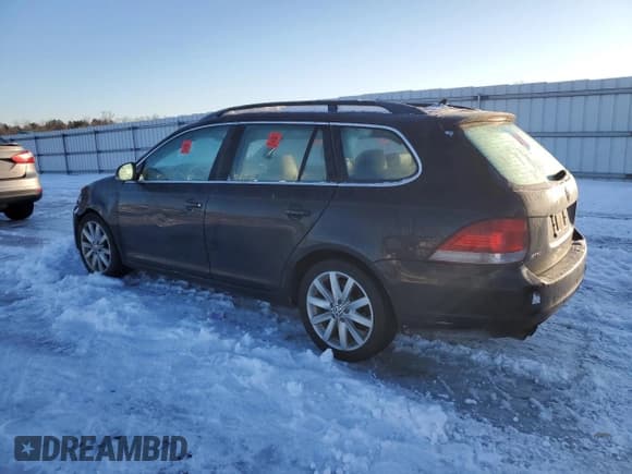 ✅ 2011 Volkswagen Jetta S • VIN: 3VWPX7AJ6BM709605 • Lot: 87649435. Listed on Copart with 261,052 mi. Free auction sales archive from the USA and detailed vehicle history report at DreamBid. Image 2.