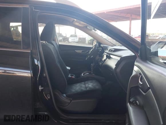 ✅ 2016 Nissan Rogue SV • VIN: 5N1AT2MV9GC917830 • Lot: 43290815. Listed on IAAI with 173,955 mi. Free auction sales archive from the USA and detailed vehicle history report at DreamBid. Image 5.