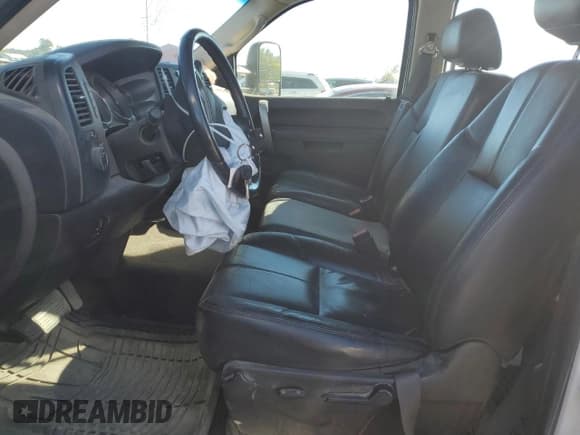 ✅ 2014 Chevrolet Silverado 1500 • VIN: M11099R247K100323 • Лот: 74761004. Опубликован ранее на Copart с пробегом 116 390 миль. Бесплатный доступ к архиву аукционных продаж из США и подробный отчёт об истории автомобиля на DreamBid. Изображение 7.