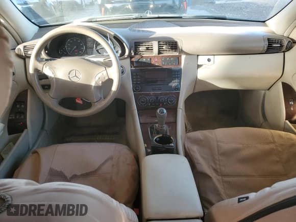 ✅ 2006 Mercedes-Benz C 280 Luxury • VIN: WDBRF54H76A822296 • Lot: 44779465. Wystawiony na Copart z przebiegiem 212 600 mil. Bezpłatny archiwum sprzedaży aukcyjnych z USA i szczegółowy raport historii pojazdu na DreamBid. Zdjęcie 8.