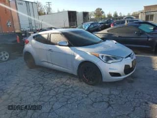 ✅ 2014 Hyundai Veloster • VIN: KMHTC6ADXEU218175 • Lot: 80188704. Wystawiony na Copart z przebiegiem 143 459 mil. Bezpłatny archiwum sprzedaży aukcyjnych z USA i szczegółowy raport historii pojazdu na DreamBid. Zdjęcie 4.