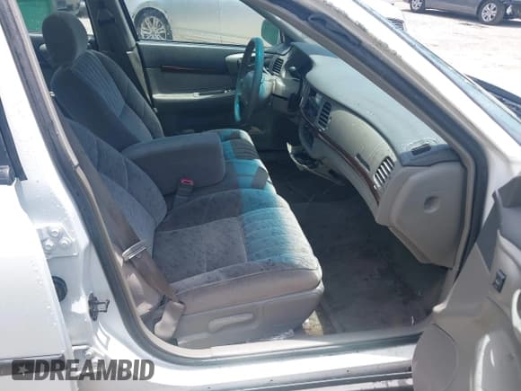 ✅ 2000 Chevrolet Impala • VIN: 2G1WF55E1Y9113363 • Lot: 42542498. Wystawiony na IAAI z przebiegiem 84 604 mil. Bezpłatny archiwum sprzedaży aukcyjnych z USA i szczegółowy raport historii pojazdu na DreamBid. Zdjęcie 5.