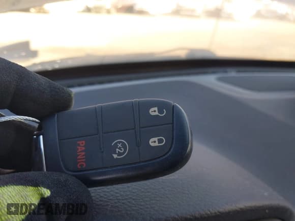 ✅ 2020 Jeep Compass Limited • VIN: 3C4NJDCB7LT142313 • Lot: 43238847. Listed on IAAI with 52,440 mi. Free auction sales archive from the USA and detailed vehicle history report at DreamBid. Image 11.