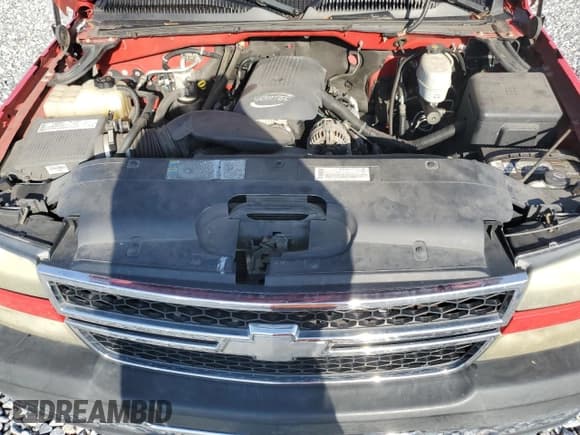 ✅ 2006 Chevrolet Silverado 2500HD LT2 • VIN: 1GCHK23UX6F145866 • Lot: 66022065. Wystawiony na Copart z przebiegiem 107 420 mil. Bezpłatny archiwum sprzedaży aukcyjnych z USA i szczegółowy raport historii pojazdu na DreamBid. Zdjęcie 11.