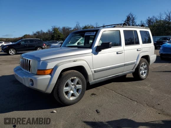 ✅ 2008 Jeep Commander Sport • VIN: 1J8HG48K58C194930 • Лот: 84566075. Опубликован ранее на Copart с пробегом 152 608 миль. Бесплатный доступ к архиву аукционных продаж из США и подробный отчёт об истории автомобиля на DreamBid. Изображение 1.