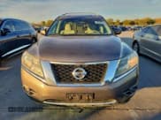 ✅ 2014 Nissan Pathfinder SL • VIN: 5N1AR2MN9EC631911 • Lot: 96300775. Listed on Copart with 217,534 mi. Free auction sales archive from the USA and detailed vehicle history report at DreamBid. Image 5.