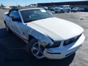 ✅ 2008 Ford Mustang Deluxe • VIN: 1ZVHT84N985117506 • Lot: 43553154. Listed on IAAI with 219,501 mi. Free auction sales archive from the USA and detailed vehicle history report at DreamBid. Image 6.