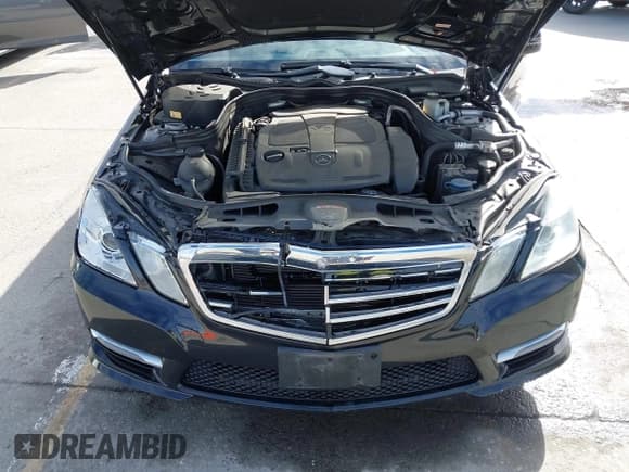 ✅ 2013 Mercedes-Benz E 350 Luxury • VIN: WDDHF5KB5DA752604 • Lot: 43654639. Wystawiony na IAAI z przebiegiem 158 215 mil. Bezpłatny archiwum sprzedaży aukcyjnych z USA i szczegółowy raport historii pojazdu na DreamBid. Zdjęcie 10.