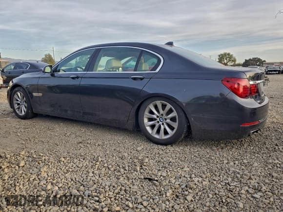 ✅ 2013 BMW 7 Series 740Li • VIN: WBAYE4C56DDW22553 • Lot: 95212845. Listed on Copart with 193,613 mi. Free auction sales archive from the USA and detailed vehicle history report at DreamBid. Image 2.