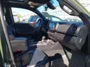 ✅ 2021 Toyota Tacoma SR • VIN: 3TYCZ5AN2MT023832 • Lot: 43542339. Listed on IAAI with 80,341 mi. Free auction sales archive from the USA and detailed vehicle history report at DreamBid. Image 5.