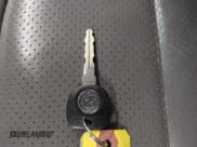 ✅ 2003 Cadillac DeVille DTS • VIN: 1G6KF57953U134219 • Lot: 41615872. Wystawiony na IAAI z przebiegiem 147 901 mil. Bezpłatny archiwum sprzedaży aukcyjnych z USA i szczegółowy raport historii pojazdu na DreamBid. Zdjęcie 11.